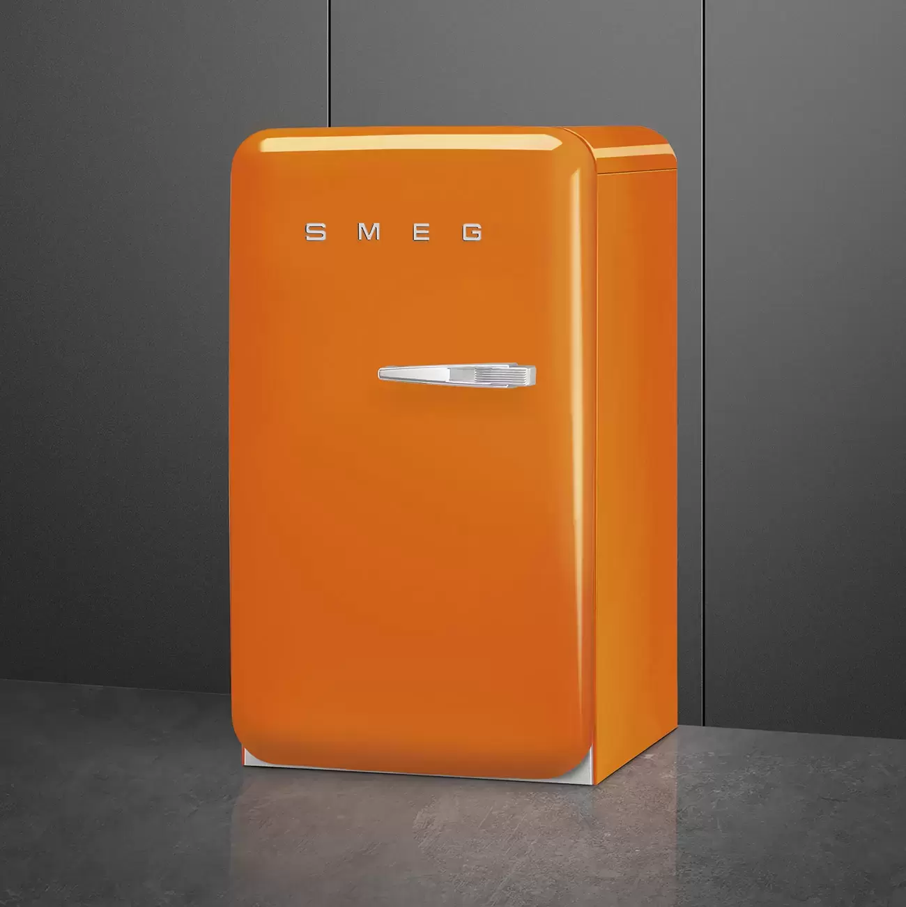 Фото Title Холодильник Smeg FAB10LOR6 - 4 Фото Alt Холодильник Smeg FAB10LOR6 - 4