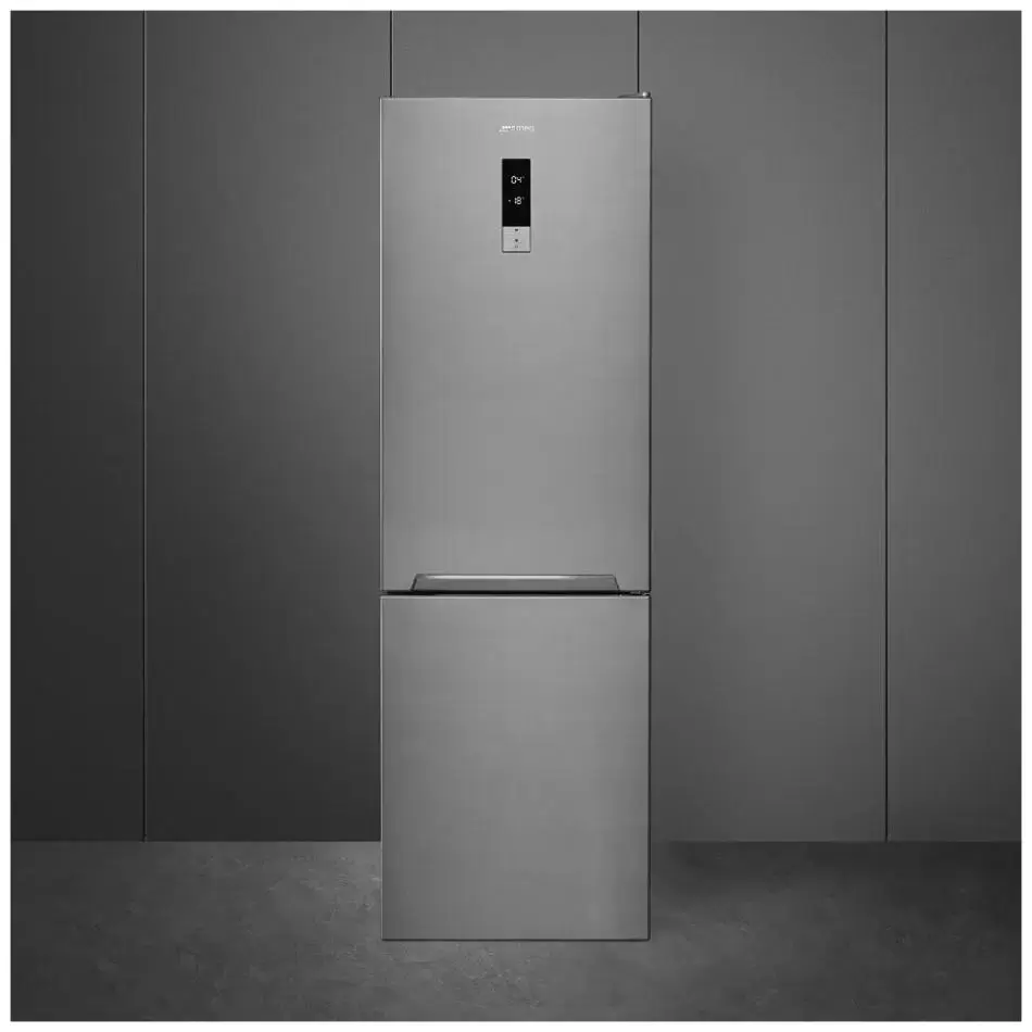 Фото Title Холодильник Smeg FC18EN4AX - 2 Фото Alt Холодильник Smeg FC18EN4AX - 2